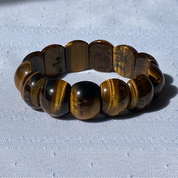 Tiger Eye Gemstone Stretchy Bracelet - Picture 15 of 15